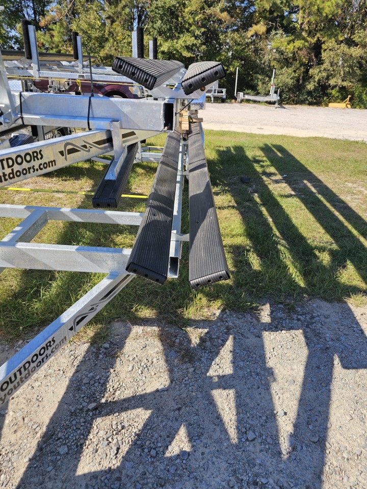 Galvanized Pontoon Trailers 3